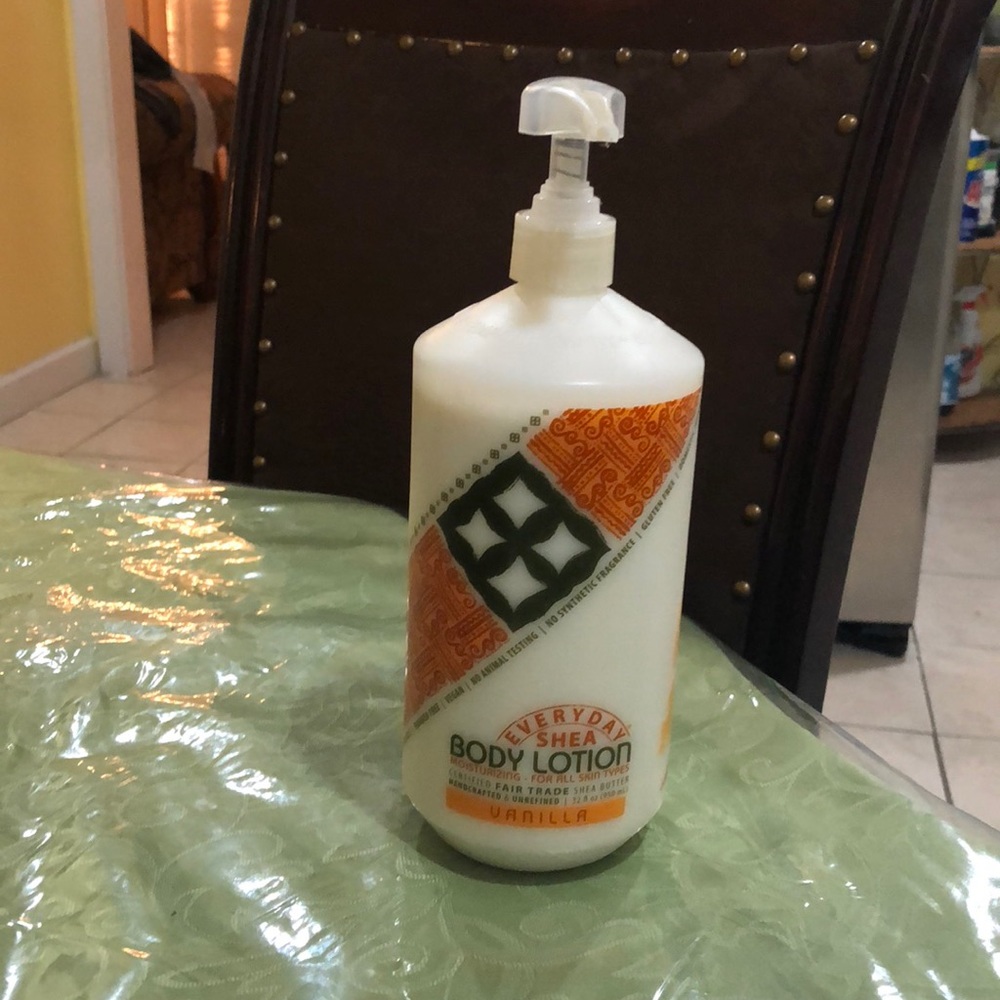 Everyday she’s body lotion
